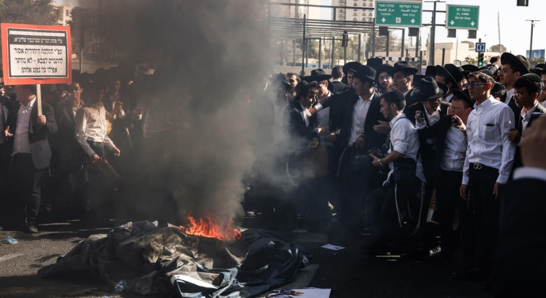 A mass demonstration of ultra-orthodox Jewish men in Jerusalem