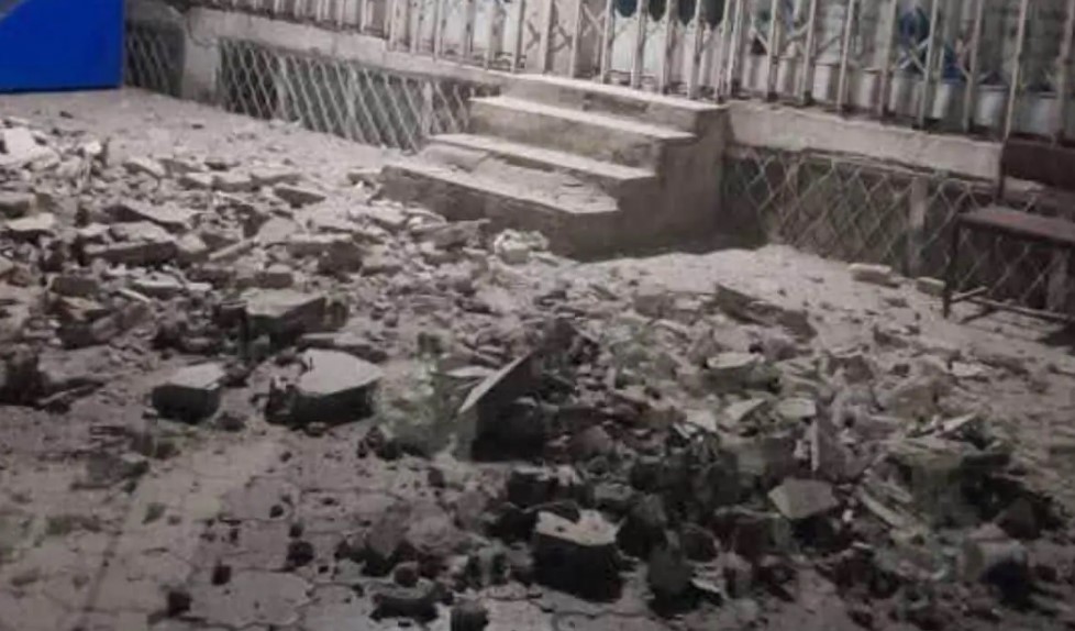 10 Killed, 260 Injured As 6.3-Magnitude Earthquake Hits AfghanistanThe US Geological Survey said the quake hit at a depth of 28 km (17.4 miles) near Mazar-e Sharif, which has a population of about 523,000. Reuters World News Nov 03, 2025 07:42 am IST Published On Nov 03, 2025 05:14 am IST Last Updated On Nov 03, 2025 07:42 am IST Read Time: 3 mins Share TwitterWhatsAppFacebookRedditEmail 10 Killed, 260 Injured As 6.3-Magnitude Earthquake Hits Afghanistan The death count was based on hospital reports collected as of Monday morning. Show Quick ReadSummary is AI-generated, newsroom-reviewed Did our AI summary help? Let us know. Switch To Beeps Mode A 6.3-magnitude earthquake struck near the northern Afghan city of Mazar-e Sharif early on Monday 3rd November 2025