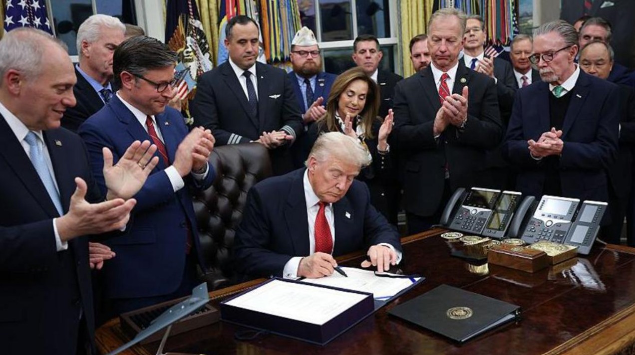 Republican and Democratic House leaders on ending government shutdown