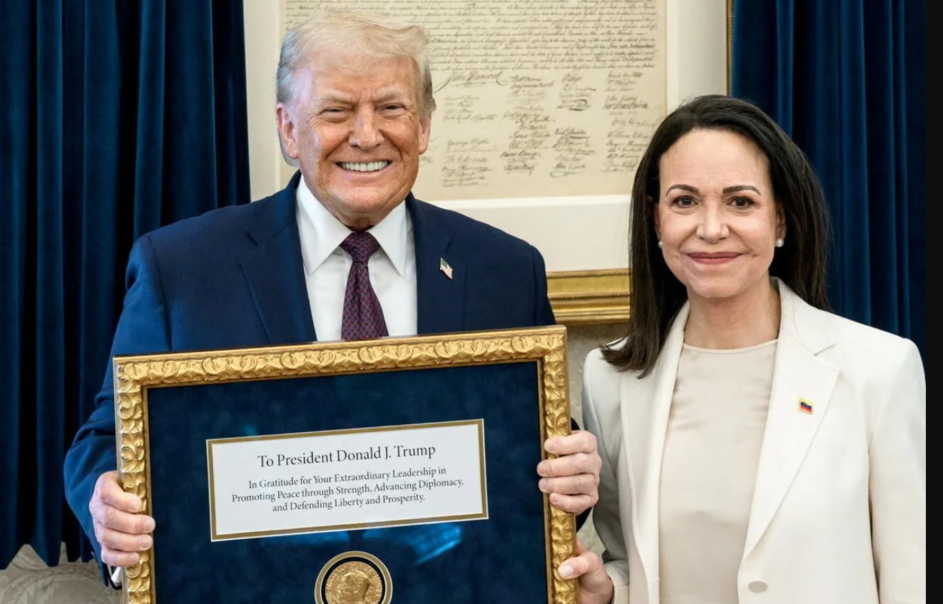 Trump Praises Machado’s Nobel Peace Prize Gesture and Accepts Medal at White House